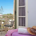 Отель Camara 2*